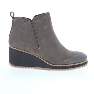 Sofft Womens Emeree Gray Boots (NWT)